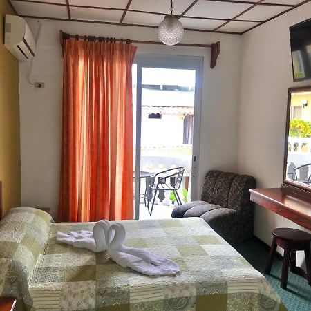 Hotel Malinche Quepos Ngoại thất bức ảnh