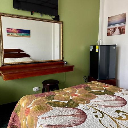 Hotel Malinche Quepos Ngoại thất bức ảnh