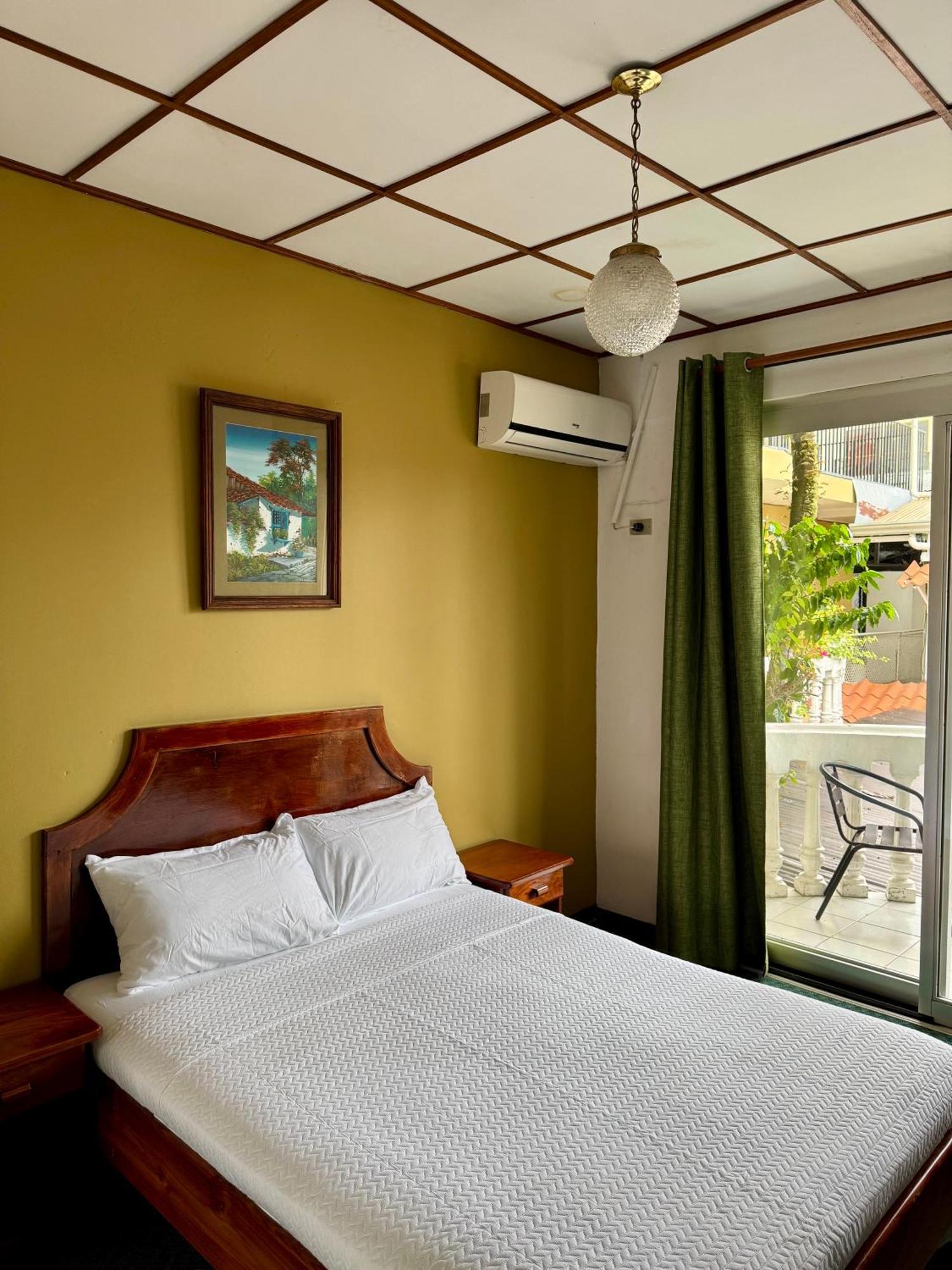 Hotel Malinche Quepos Ngoại thất bức ảnh