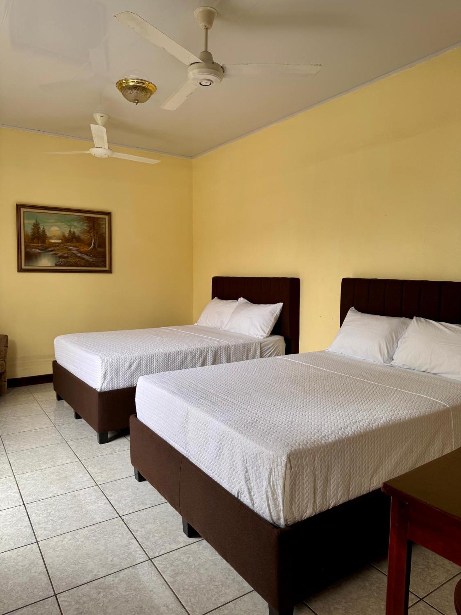 Hotel Malinche Quepos Ngoại thất bức ảnh